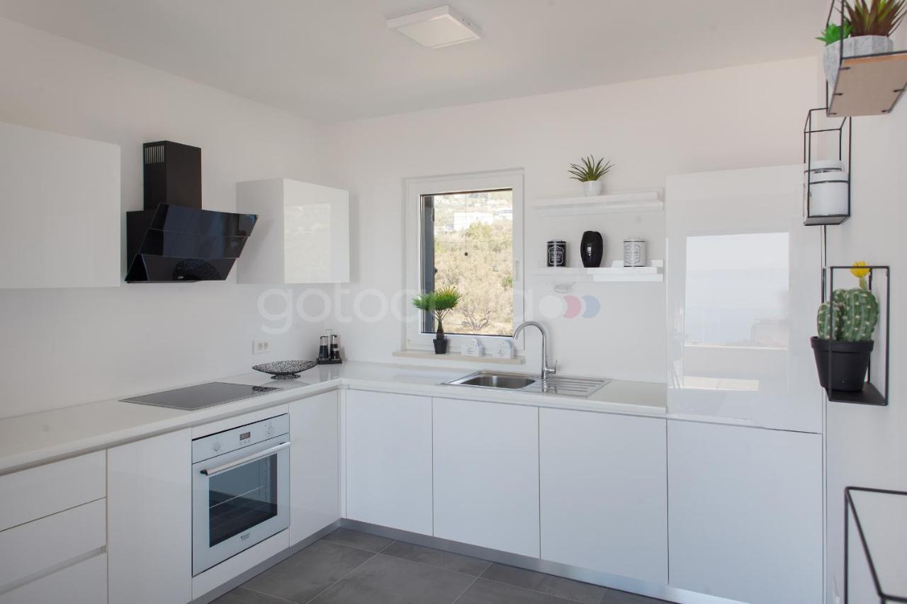 Luxury Apartment Sofia -Free Beach Parking Makarska Ngoại thất bức ảnh