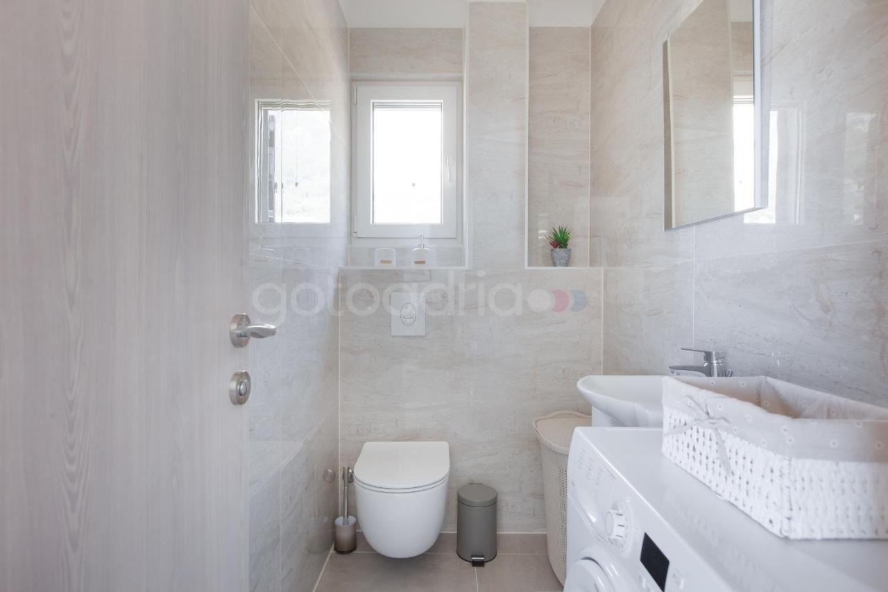 Luxury Apartment Sofia -Free Beach Parking Makarska Ngoại thất bức ảnh