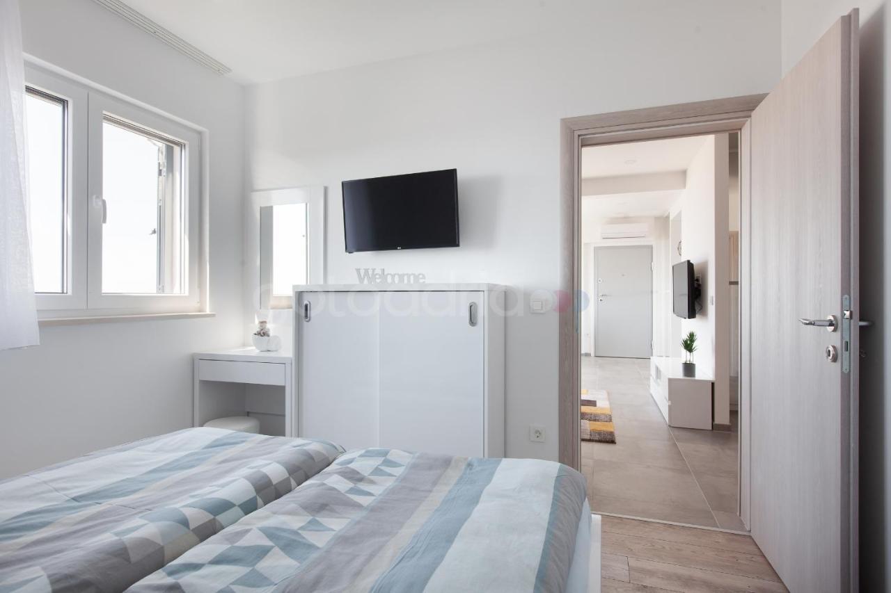 Luxury Apartment Sofia -Free Beach Parking Makarska Ngoại thất bức ảnh